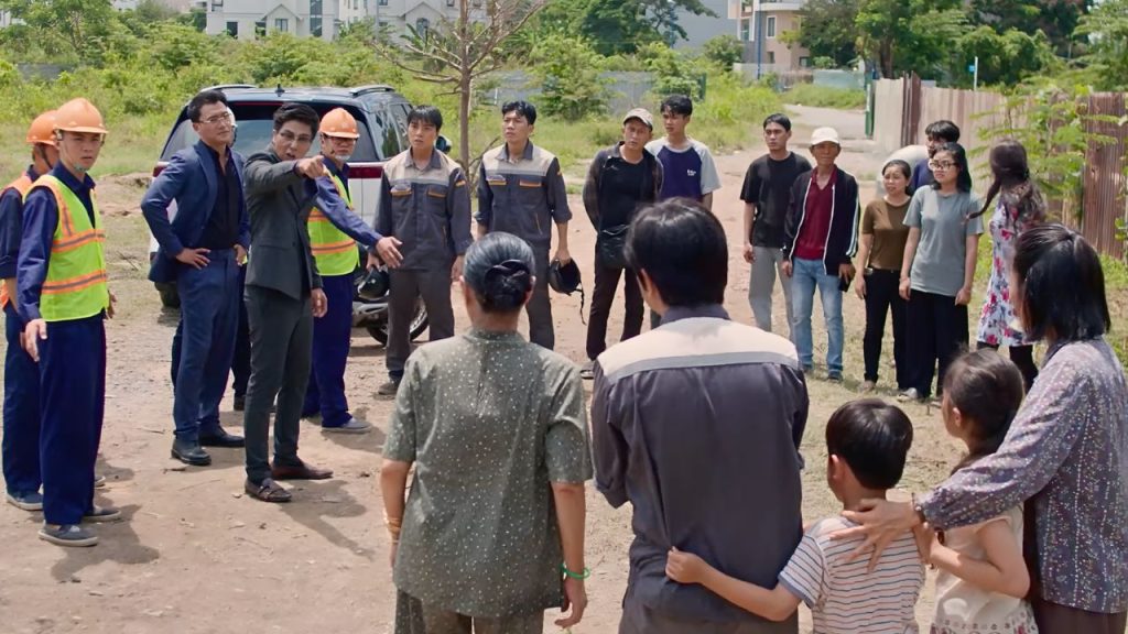 Thái Hoà nói về vai diễn trong “Cuộc chiến hạ lưu”: “Nhục nhã nhất là khi phản bội lý tưởng sống của mình”- Ảnh 2. Thái Hoà nói về vai diễn trong “Cuộc chiến hạ lưu”: “Nhục nhã nhất là khi phản bội lý tưởng sống của mình”- Ảnh 2.