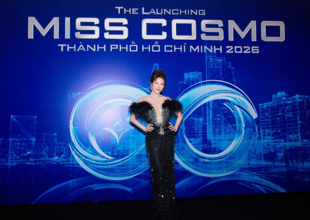 Miss Cosmo TP.HCM 2026 ch&iacute;nh thức khởi động: L&yacute; Nh&atilde; Kỳ ngồi ghế n&oacute;ng Trưởng Ban Gi&aacute;m khảo- Ảnh 2.