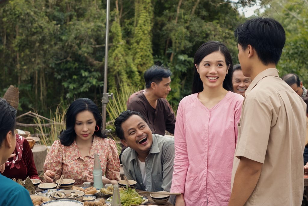 Khả Như chen ngang vào chuyện tình của Võ Điền Gia Huy - Trâm Anh, mở ra vòng xoáy yêu - hận trong "Ai thương ai mến"- Ảnh 5. Khả Như chen ngang vào chuyện tình của Võ Điền Gia Huy - Trâm Anh, mở ra vòng xoáy yêu - hận trong "Ai thương ai mến"- Ảnh 5.