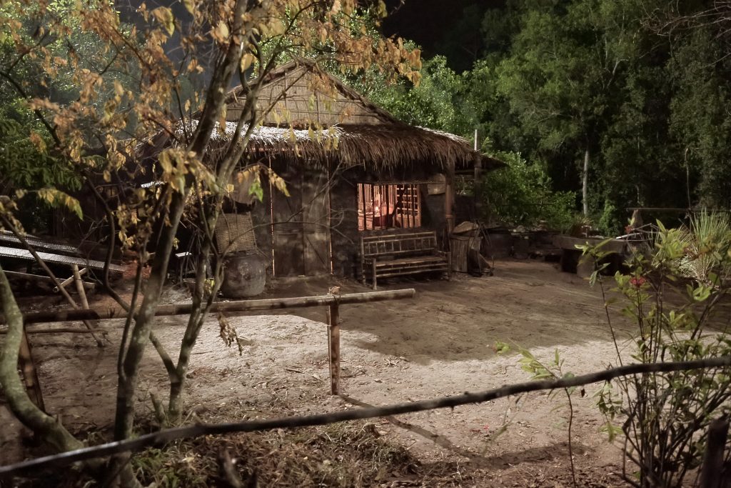 Thu Trang "chơi lớn" l&agrave;m sống lại khu phố sầm uất - T&acirc;n Ch&acirc;u, huy động diễn vi&ecirc;n quần ch&uacute;ng h&ugrave;ng hậu trong "Ai thương ai mến"- Ảnh 8.