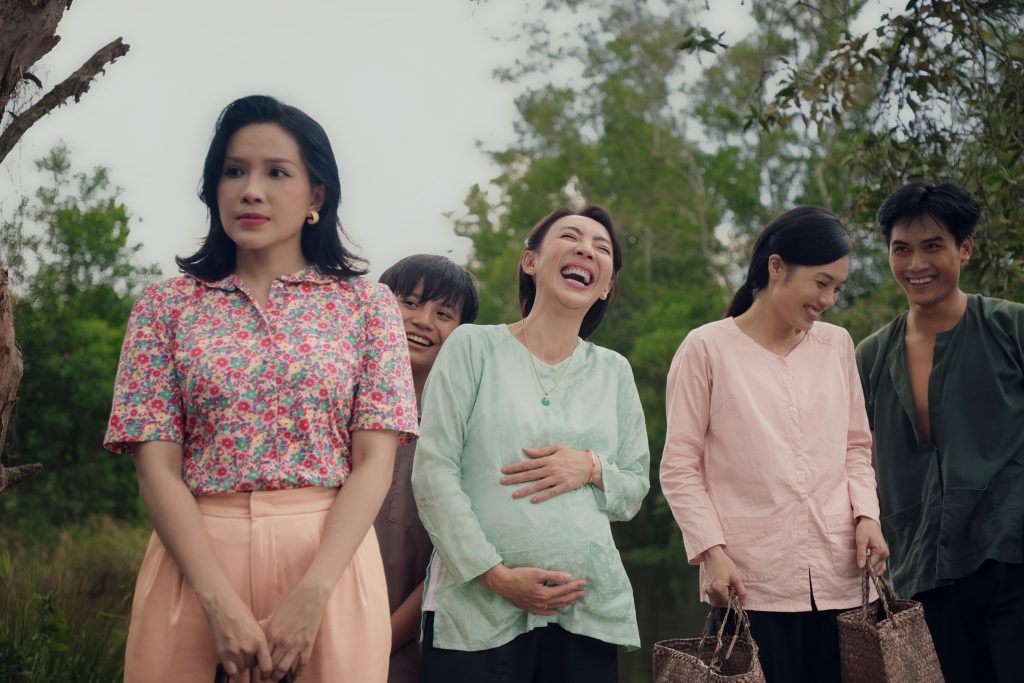 Khả Như c&ocirc;ng khai ph&aacute; vỡ chuyện t&igrave;nh giữa V&otilde; Điền Gia Huy v&agrave; Tr&acirc;m Anh trong "Ai thương ai mến"- Ảnh 4.