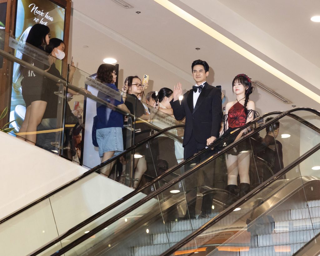 Trở lại sau 13 năm, Lương Thế Thành khiến fan “say đắm” với body và visual chuẩn nam thần- Ảnh 8.