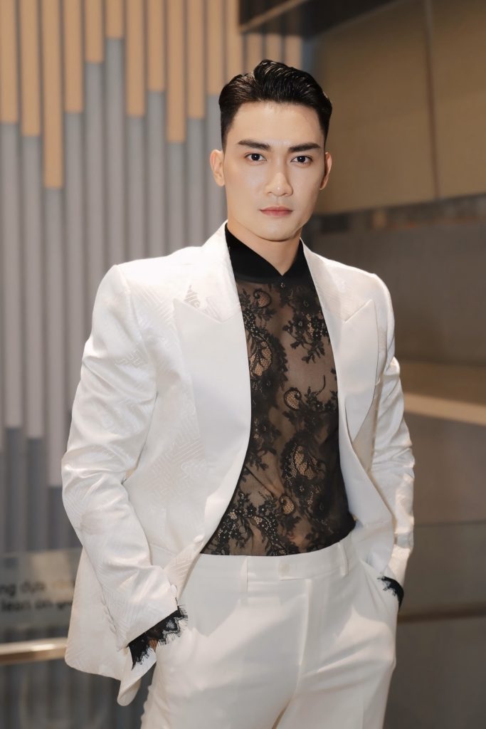 Quốc Trường tái xuất màn ảnh rộng, kết hợp cùng hoa hậu Tiểu Vy trong phim điện ảnh "Ốc mượn hồn"- Ảnh 5. Quốc Trường tái xuất màn ảnh rộng, kết hợp cùng hoa hậu Tiểu Vy trong phim điện ảnh "Ốc mượn hồn"- Ảnh 5.