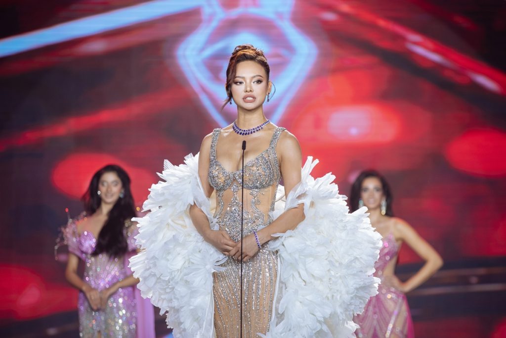 Đại diện "cường quốc sắc đẹp" Venezuela đăng quang Miss Charm 2025, Mai Ngô dừng chân ở Top 12- Ảnh 5. Đại diện "cường quốc sắc đẹp" Venezuela đăng quang Miss Charm 2025, Mai Ngô dừng chân ở Top 12- Ảnh 5.