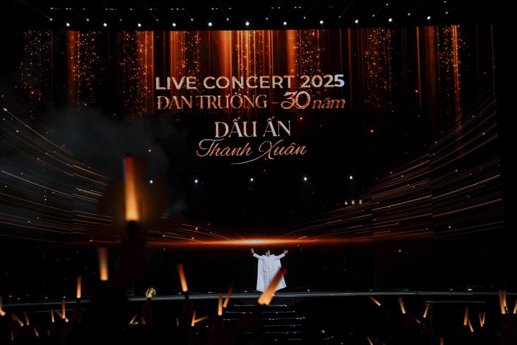 Đan Trường tung “secret” sau dấu ấn live concert kỷ niệm 30 năm ca hát, hé lộ màn trình diễn đặc biệt- Ảnh 6. Đan Trường tung “secret” sau dấu ấn live concert kỷ niệm 30 năm ca hát, hé lộ màn trình diễn đặc biệt- Ảnh 6.
