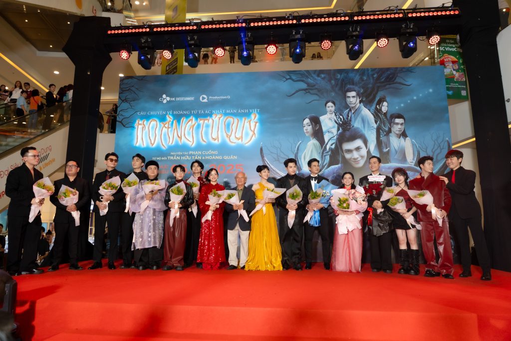 Thảm đỏ công chiếu "Hoàng tử quỷ" cực hot: Dàn “anh trai” đổ bộ, loạt cái tên đình đám hội ngộ- Ảnh 2.