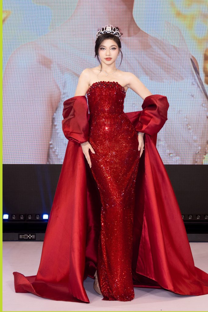 Top 50 Miss World Vietnam 2025 chính thức lộ diện: Ai là người kế nhiệm Hoa hậu Ý Nhi? - Ảnh 1. Top 50 Miss World Vietnam 2025 chính thức lộ diện: Ai là người kế nhiệm Hoa hậu Ý Nhi? - Ảnh 1.