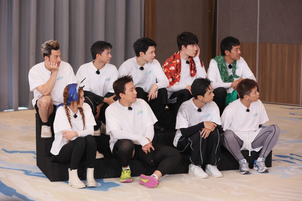 "Running man Vietnam mùa 3" tập 11: Quân A.P lật mặt ngoạn mục, Trấn Thành "khóc không thành tiếng" tại phòng thẩm vấn- Ảnh 6.