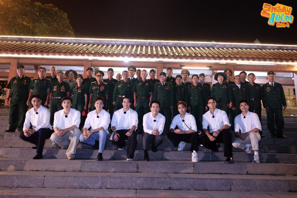 D&agrave;n cast "2 ng&agrave;y 1 đ&ecirc;m" bồi hồi x&uacute;c động với những c&acirc;u chuyện lịch sử tại "V&ugrave;ng đất lửa" Quảng Trị- Ảnh 4.