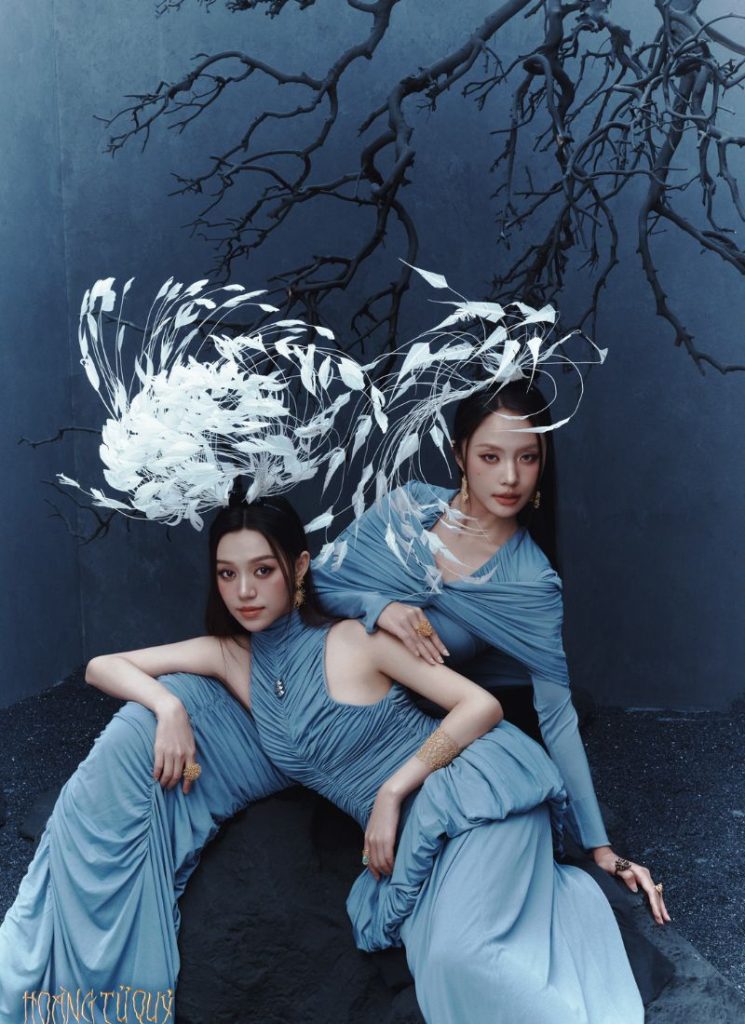 Anh Tú Atus - Lương Thế Thành đẹp hút hồn, “xuyên không” về thời hiện đại trong bộ ảnh thời trang của "Hoàng tử quỷ" - Ảnh 2. Anh Tú Atus - Lương Thế Thành đẹp hút hồn, “xuyên không” về thời hiện đại trong bộ ảnh thời trang của "Hoàng tử quỷ" - Ảnh 2.