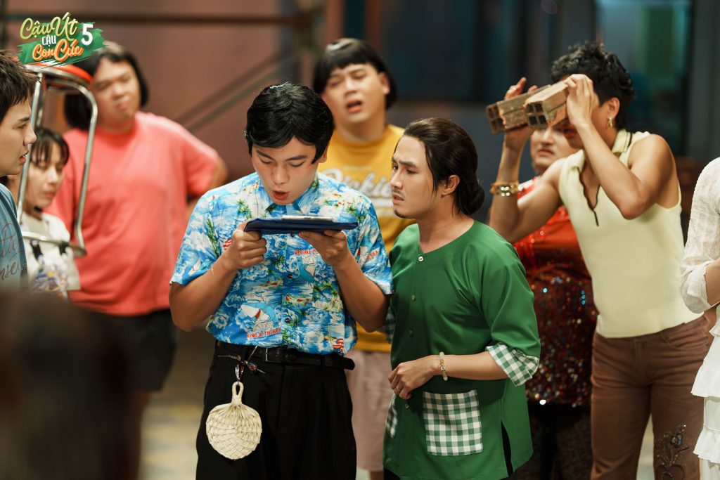 Nghệ sĩ Huỳnh Lập: &ldquo;Cậu &Uacute;t cậu con C&uacute;c l&agrave; lời hứa t&ocirc;i lu&ocirc;n giữ với kh&aacute;n giả mỗi m&ugrave;a Tết&rdquo;- Ảnh 5.