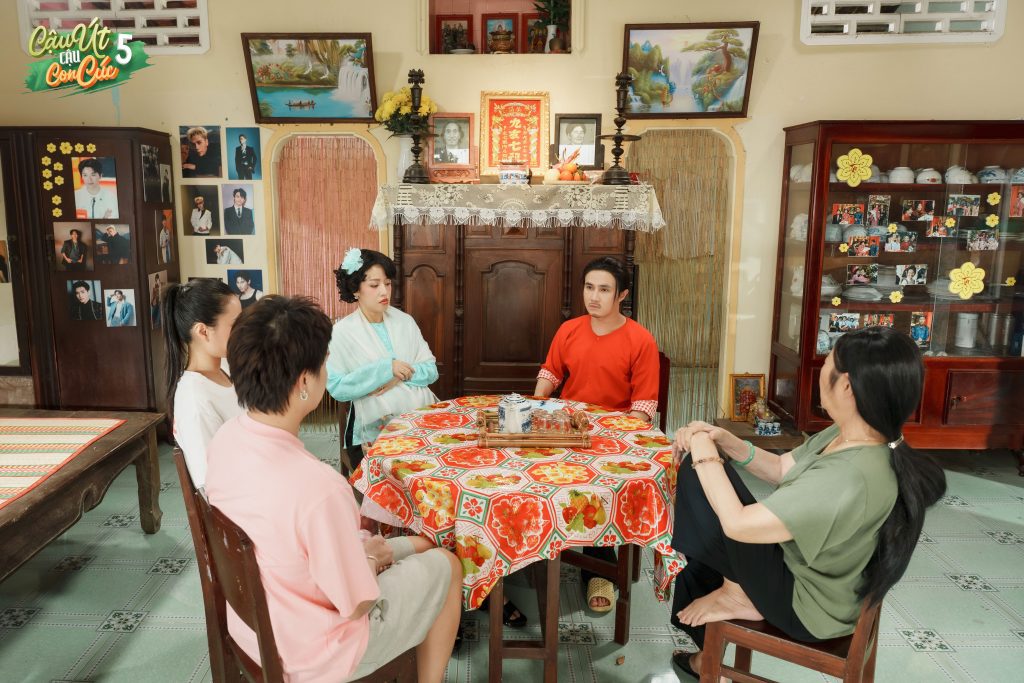 Nghệ sĩ Huỳnh Lập: &ldquo;Cậu &Uacute;t cậu con C&uacute;c l&agrave; lời hứa t&ocirc;i lu&ocirc;n giữ với kh&aacute;n giả mỗi m&ugrave;a Tết&rdquo;- Ảnh 4.