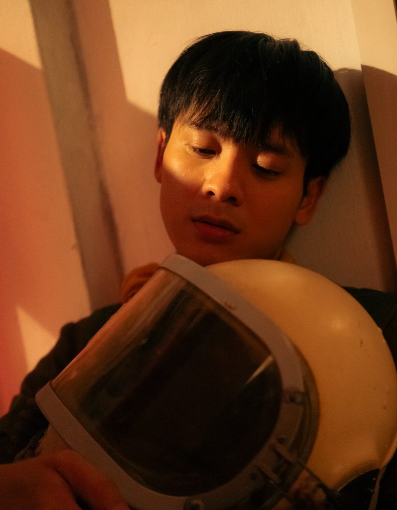 Võ Phan Kim Khánh - Trần Doãn Hoàng - Nguyễn Hùng được “chọn mặt gửi vàng” cho "Cảm ơn người đã thức cùng tôi"- Ảnh 5. Võ Phan Kim Khánh - Trần Doãn Hoàng - Nguyễn Hùng được “chọn mặt gửi vàng” cho "Cảm ơn người đã thức cùng tôi"- Ảnh 5.