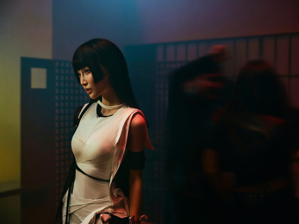 Juky San kể về c&aacute;ch tự bảo vệ m&igrave;nh trong t&igrave;nh y&ecirc;u qua MV mới: &ldquo;Bu&ocirc;ng bỏ đ&ocirc;i khi l&agrave; c&aacute;ch tự cứu m&igrave;nh&rdquo;- Ảnh 3.