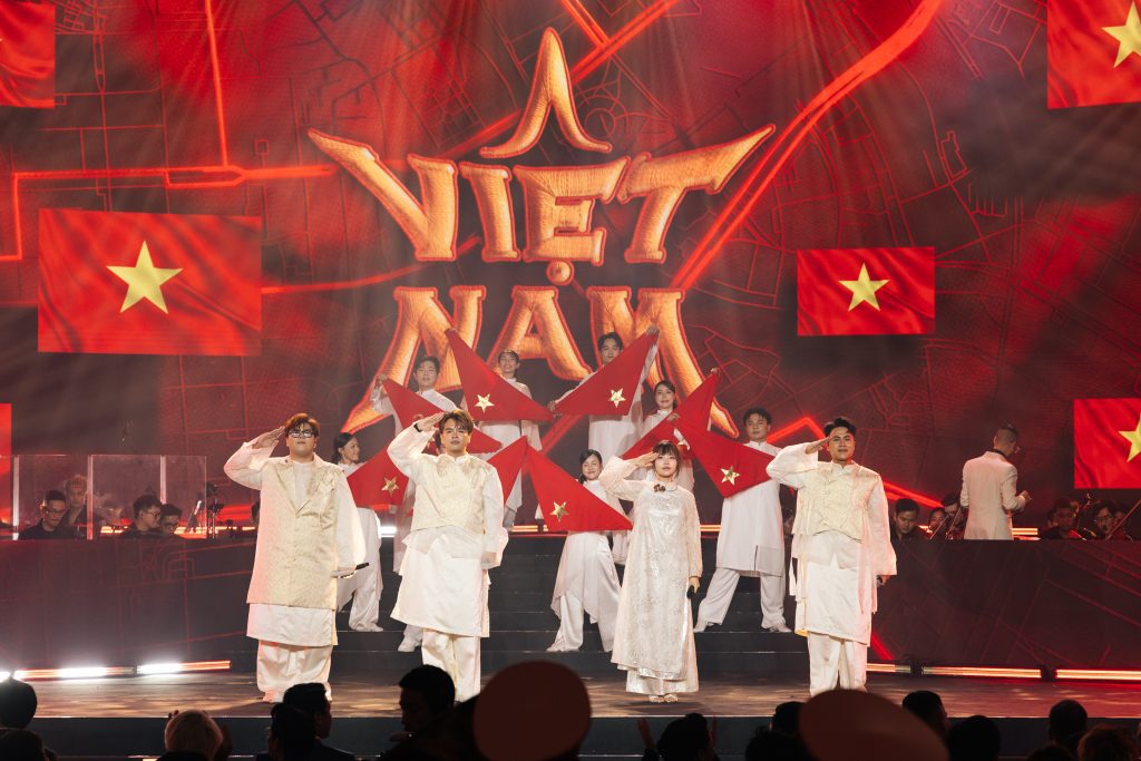 DTAP lập cú đúp “Nhà sản xuất âm nhạc của năm” và “Album của năm” tại Tinh hoa Việt mùa đầu tiên - Ảnh 5. DTAP lập cú đúp “Nhà sản xuất âm nhạc của năm” và “Album của năm” tại Tinh hoa Việt mùa đầu tiên - Ảnh 5.