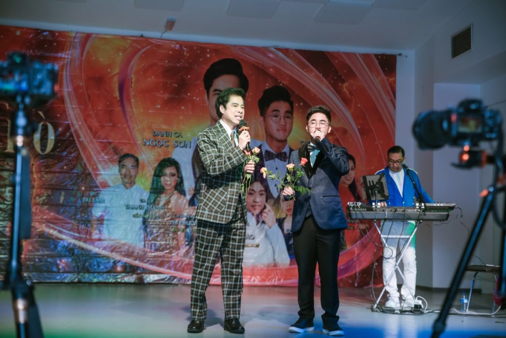 Ngọc Sơn vượt ng&agrave;n kilomet tổ chức liveshow đầu ti&ecirc;n cho học tr&ograve; Anh Đức- Ảnh 5.