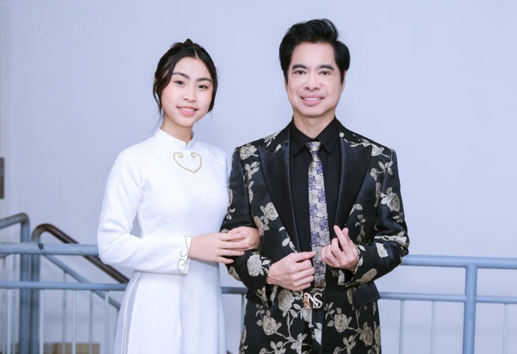 Ngọc Sơn vượt ng&agrave;n kilomet tổ chức liveshow đầu ti&ecirc;n cho học tr&ograve; Anh Đức- Ảnh 3.