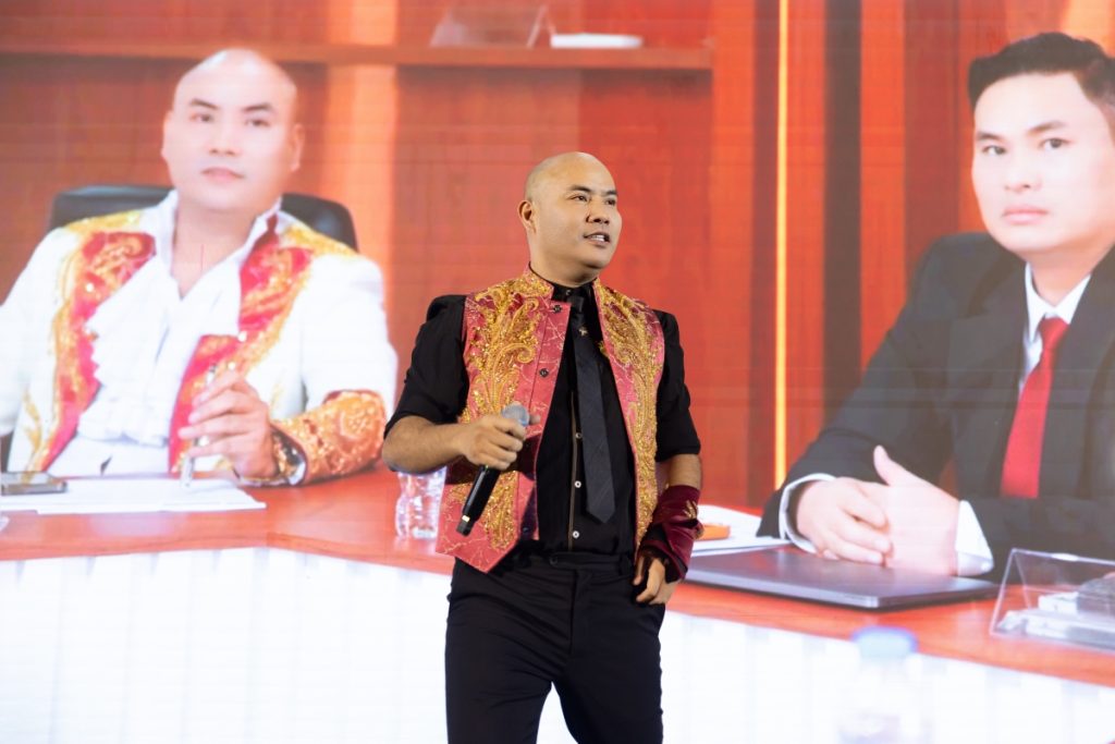 &ldquo;Nhạc sĩ tỷ views&rdquo; A Tu&acirc;n ch&agrave;o năm mới bằng &ldquo;Tiền v&agrave;o như nước&rdquo;, tặng hit mới cho ca sĩ Vũ Tr&acirc;m Anh- Ảnh 5.