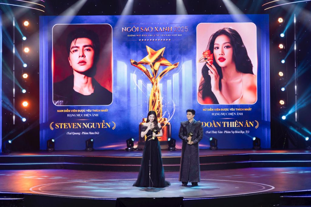 Ng&ocirc;i sao xanh 2025: "Mưa đỏ" thắng lớn, Steven Nguyễn - Đo&agrave;n Thi&ecirc;n &Acirc;n x&uacute;c động ẵm c&uacute;p v&agrave;ng- Ảnh 5.