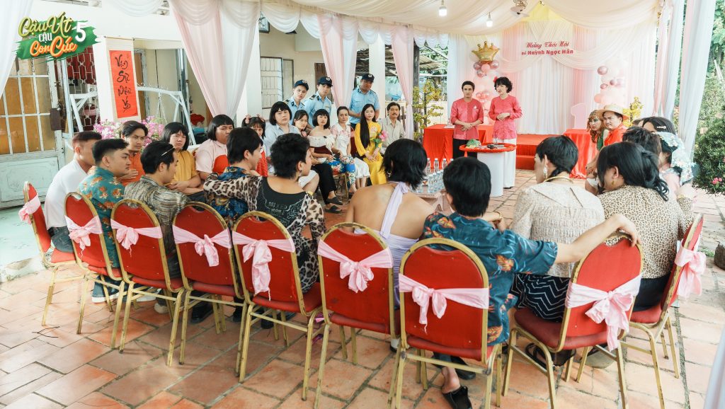 Chuyện lạ c&oacute; thật trong &ldquo;Cậu &Uacute;t cậu con C&uacute;c&rdquo; 5: Diễn vi&ecirc;n v&agrave;o phim m&agrave; kh&ocirc;ng biết m&igrave;nh sẽ đ&oacute;ng vai g&igrave;?- Ảnh 3.