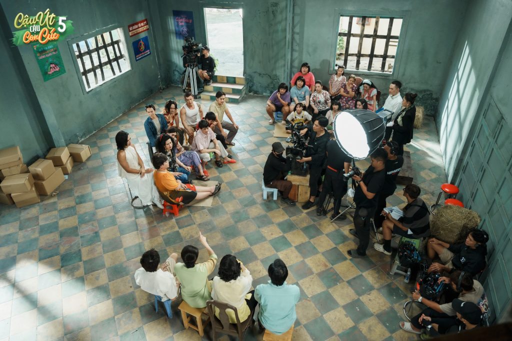 Chuyện lạ c&oacute; thật trong &ldquo;Cậu &Uacute;t cậu con C&uacute;c&rdquo; 5: Diễn vi&ecirc;n v&agrave;o phim m&agrave; kh&ocirc;ng biết m&igrave;nh sẽ đ&oacute;ng vai g&igrave;?- Ảnh 6.