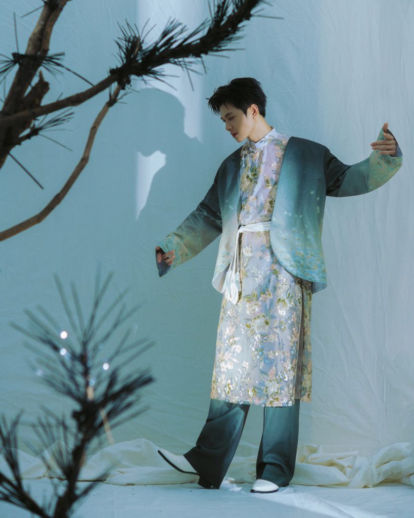 Anh T&uacute; Atus mất 2 năm để nhận lời mời đ&oacute;ng phim Tết của Trường Giang&nbsp;với "Nh&agrave; ba t&ocirc;i một ph&ograve;ng"- Ảnh 4.