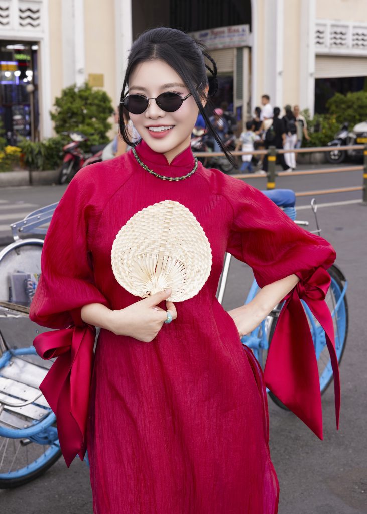 HIEUTHUHAI và dàn cast "2 ngày 1 đêm" đưa bài hát của Avi Kim Anh phủ sóng mạng xã hội- Ảnh 1. HIEUTHUHAI và dàn cast "2 ngày 1 đêm" đưa bài hát của Avi Kim Anh phủ sóng mạng xã hội- Ảnh 1.