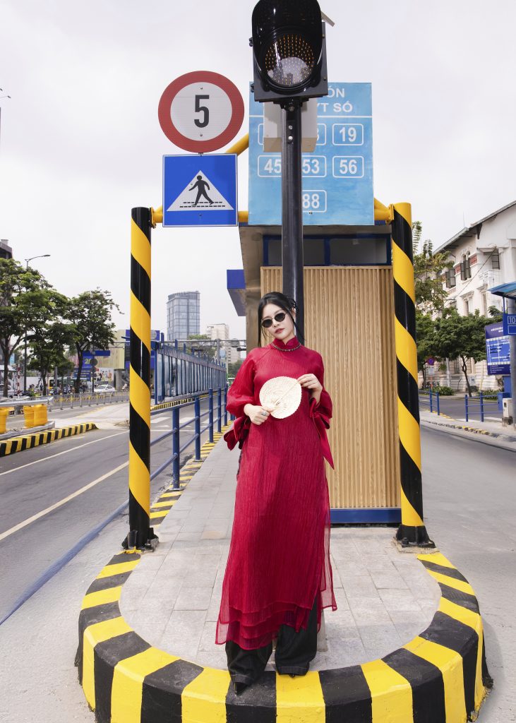 HIEUTHUHAI và dàn cast "2 ngày 1 đêm" đưa bài hát của Avi Kim Anh phủ sóng mạng xã hội- Ảnh 2. HIEUTHUHAI và dàn cast "2 ngày 1 đêm" đưa bài hát của Avi Kim Anh phủ sóng mạng xã hội- Ảnh 2.