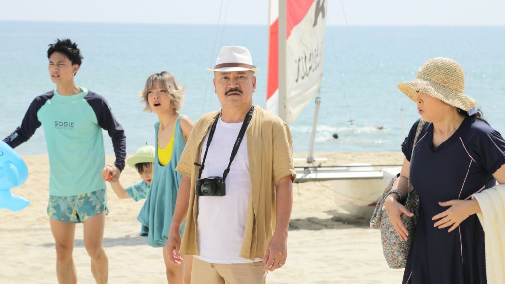 "Nh&agrave; m&igrave;nh đi th&ocirc;i" tung Official Trailer với c&acirc;u chuyện những m&acirc;u thuẫn &acirc;m ỉ trong một gia đ&igrave;nh tưởng như b&igrave;nh thường- Ảnh 6.