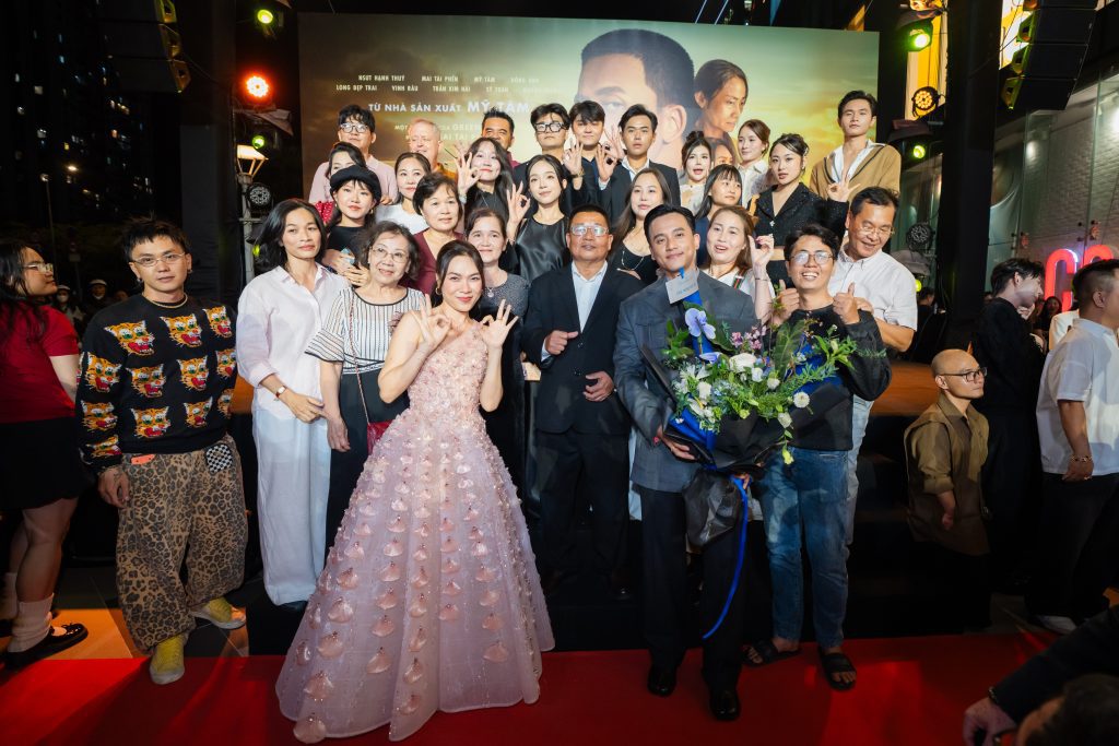 Mai Tài Phến gọi Mỹ Tâm là “nữ hoàng one take”, xúc động trong buổi ra mắt phim đầu tay "Tài"- Ảnh 7. Mai Tài Phến gọi Mỹ Tâm là “nữ hoàng one take”, xúc động trong buổi ra mắt phim đầu tay "Tài"- Ảnh 7.