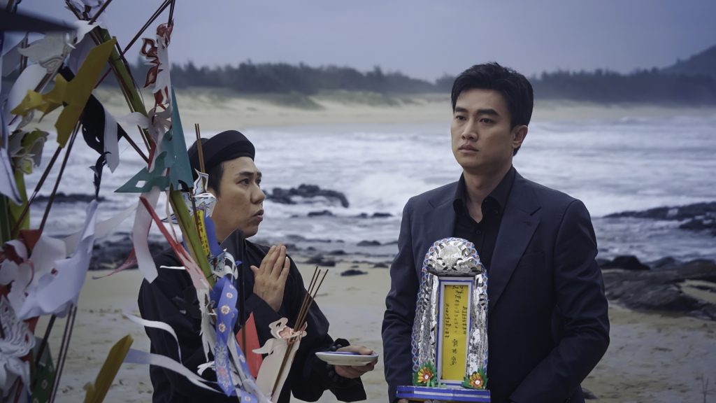 First look teaser "Ốc mượn hồn" h&eacute; lộ mối quan hệ nguy hiểm giữa Quốc Trường v&agrave; Tiểu Vy- Ảnh 8.