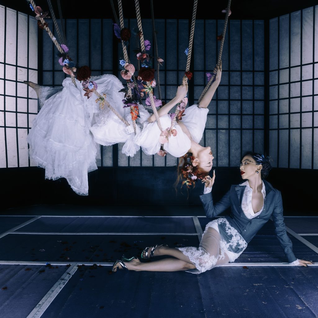 Minh Hằng đ&atilde; c&oacute; &ldquo;vũ trụ phụ nữ&rdquo; cho ri&ecirc;ng m&igrave;nh, bắt tay T&oacute;c Ti&ecirc;n trong "Hoa hồng ai vun trồng"- Ảnh 1.