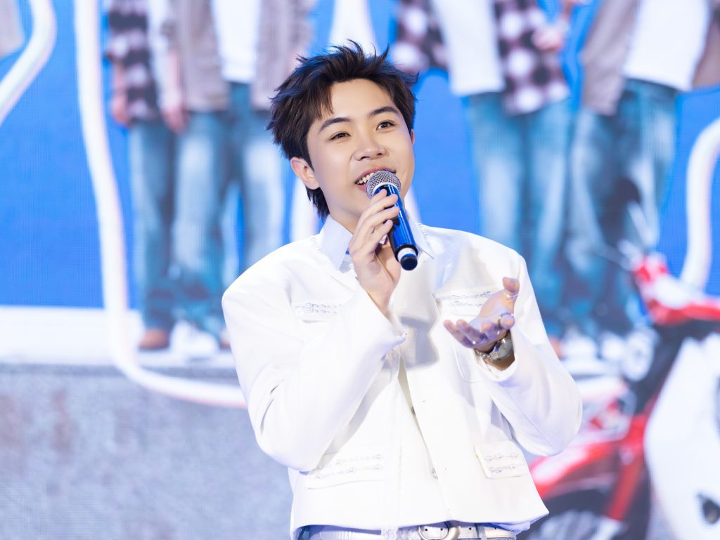 Mason Nguyễn tung MV kết hợp cùng CONGB: "Tôi không bao giờ so sánh mình với ai cả"- Ảnh 2. Mason Nguyễn tung MV kết hợp cùng CONGB: "Tôi không bao giờ so sánh mình với ai cả"- Ảnh 2.