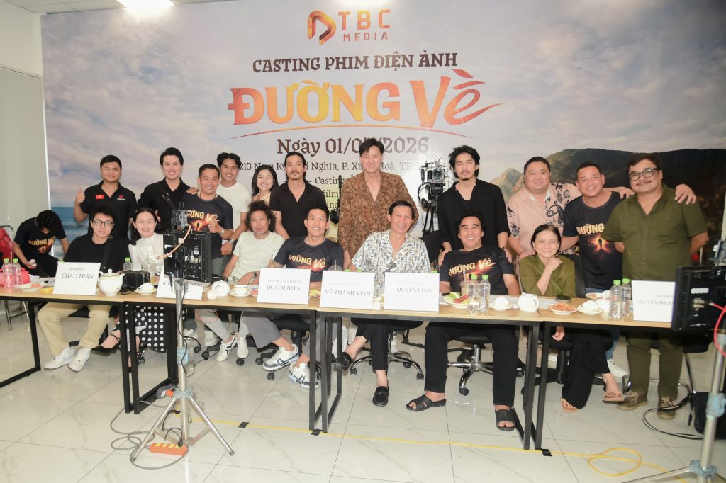 Nam Em, Khả Ng&acirc;n &ldquo;kh&oacute;c sướt mướt&rdquo; khi được NSƯT Quyền Linh thị phạm tại buổi casting phim &ldquo;Đường về&rdquo;- Ảnh 1.