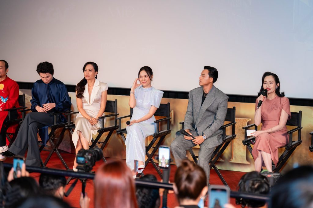 Mai Tài Phến gọi Mỹ Tâm là “nữ hoàng one take”, xúc động trong buổi ra mắt phim đầu tay "Tài"- Ảnh 2. Mai Tài Phến gọi Mỹ Tâm là “nữ hoàng one take”, xúc động trong buổi ra mắt phim đầu tay "Tài"- Ảnh 2.