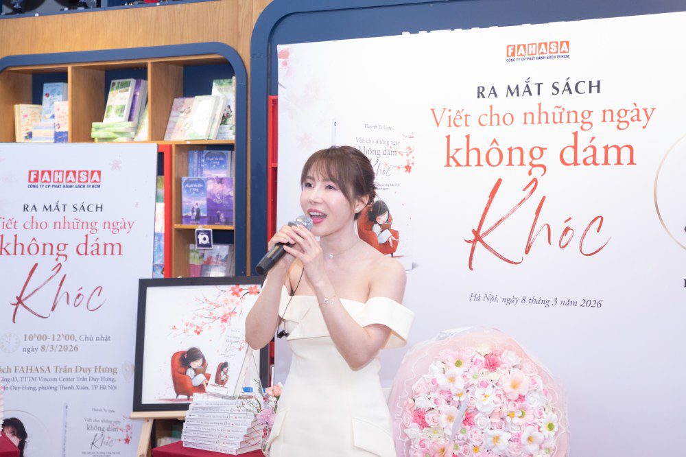 H&agrave;nh tr&igrave;nh kh&ocirc;ng bỏ cuộc của Huỳnh T&uacute; Uy&ecirc;n trong &ldquo;Viết cho những ng&agrave;y kh&ocirc;ng d&aacute;m kh&oacute;c&rdquo;- Ảnh 2.