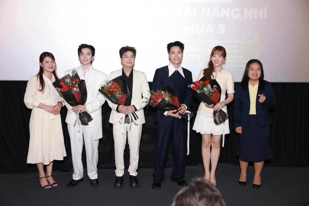 Hari Won trở lại ghế gi&aacute;m khảo, V&otilde; Tấn Ph&aacute;t lần đầu g&oacute;p mặt tại &ldquo;Si&ecirc;u t&agrave;i năng nh&iacute;&rdquo; m&ugrave;a 5- Ảnh 6.