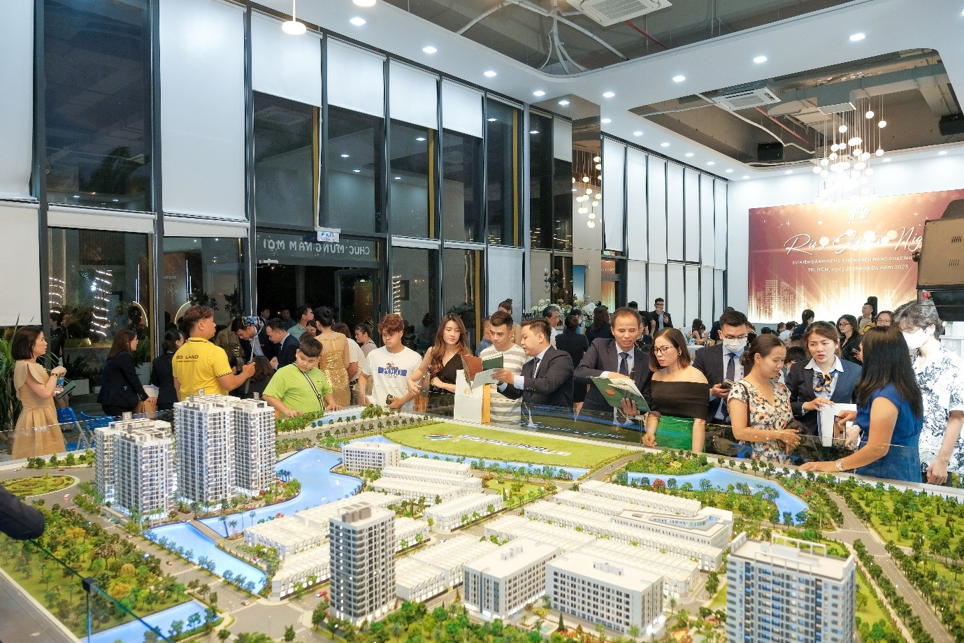 Kh&aacute;ch h&agrave;ng tự tin quay lại thị trường với giải ph&aacute;p mua nh&agrave; kh&ocirc;ng vay với t&agrave;i ch&iacute;nh vừa tầm
