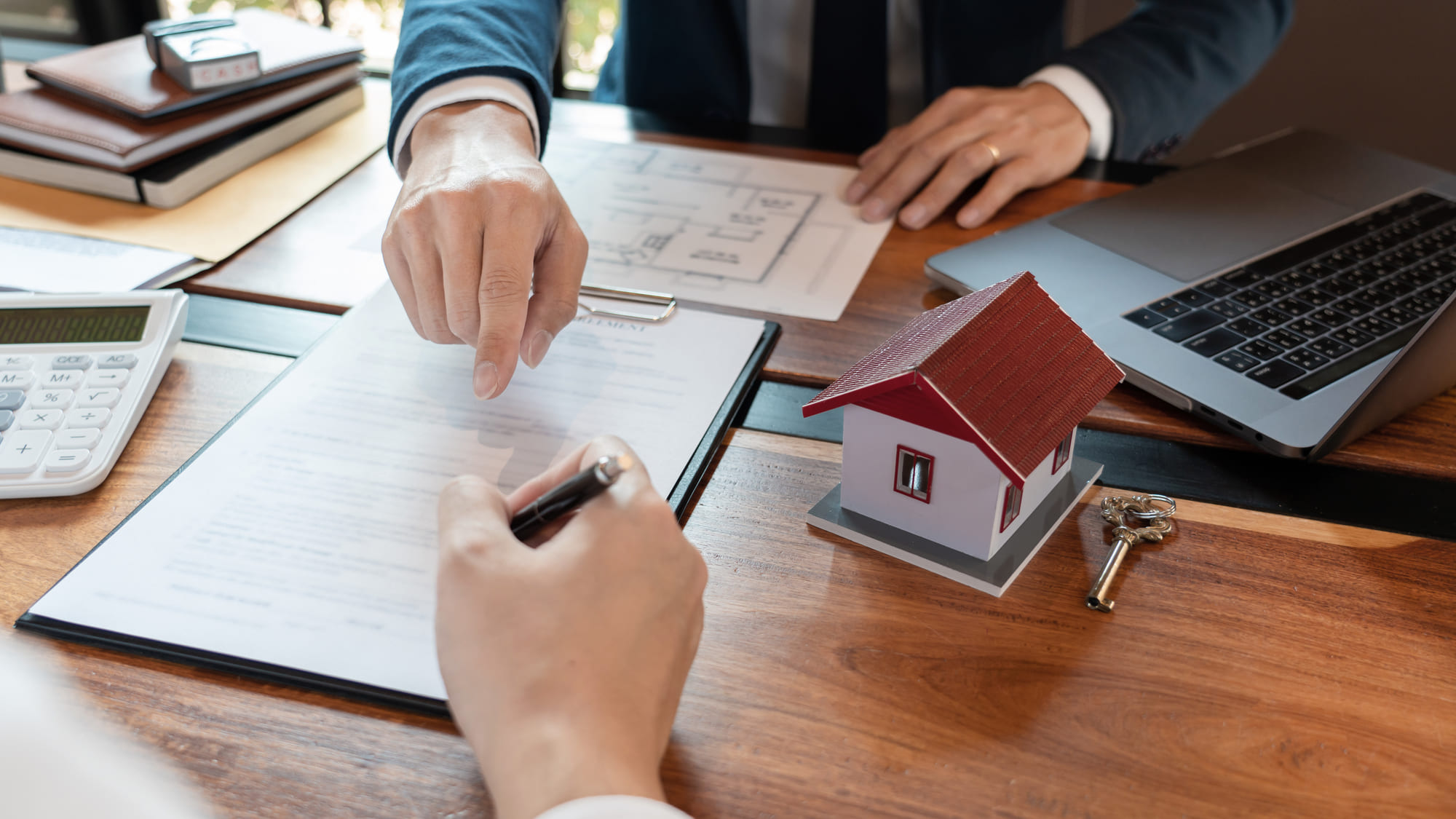 Hợp đồng cho thuê nhà ngắn gọn nhưng phải đảm bảo đầy đủ các thông tin