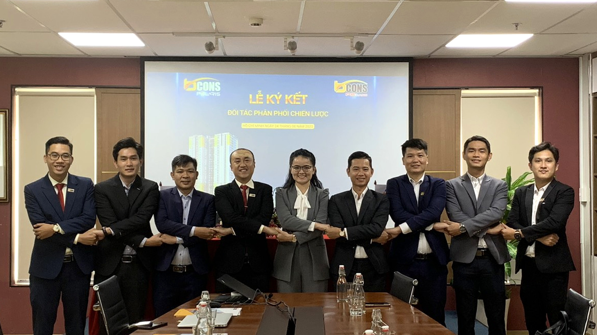 Những cái bắt tay chiến lược trong hoạt động phân phối dự án Bcons Polaris