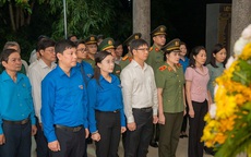 Đoàn tại hi88 niên Bộ Công an tri ân các anh hùng liệt sĩ tại Tây Ninh