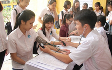 BHYT – Tấm lá chắn vững chắc k+ truc tiep bong da vệ, chăm sóc sức khỏe học sinh, sinh viên