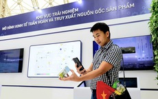 Mã QR truy xuất nguồn gốc: Điểm nhấn công nghệ link bong da truc tiep Khu trưng bày Khởi nghiệp Kiến quốc