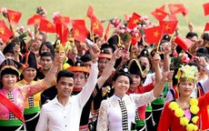 Ý chí tự lực, tự cường dân tộc và vai trò k+ truc tiep bong da thanh niên trong kỷ nguyên mới
