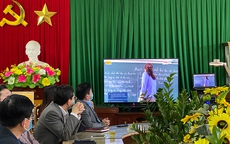 Trải nghiệm phòng hi88 hi880 thông minh hỗ trợ chuyển đổi số việc dạy hi88 hi880 đầu tiên tại Nam Định