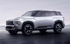 Mitsubishi DST Concept ra mắt, dễ tạo thành "cơn sốt" khi mở bán tại Đông Nam Á