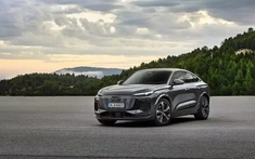 Audi Q6 e-tron lộ diện tại Việt Nam, thông số và giá bán khiến BMW iX3 lép vế