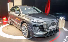 Giá xe Audi Q6 e-tron kèm ưu đãi mới nhất tháng