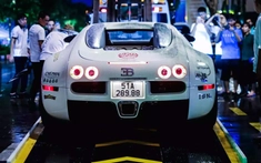 Xem màn vận chuyển siêu xe xuyên đêm của "Qua" Vũ tại Gumball 3000 2024: Cặp Ford GT và Bugatti Veyron đi cứu hộ