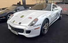 Vẻ đẹp chiếc Ferrari 599 GTB Fiorano của người dẫn đầu ngành cà phê tại Việt Nam